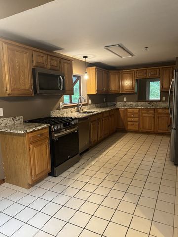 39 Aspen Drive 39, Atkinson, NH 03873