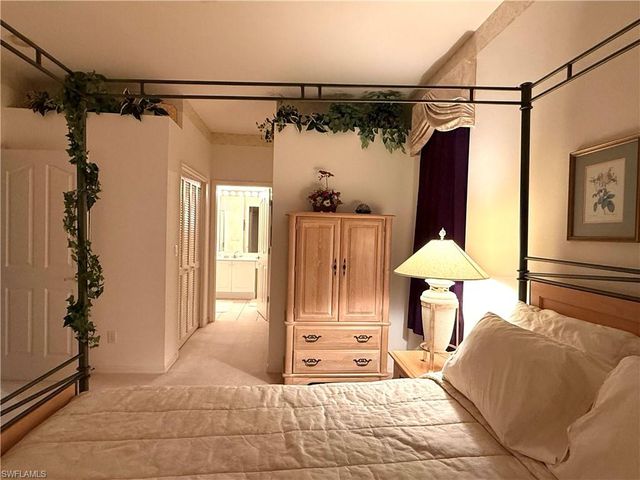 11081 Lakeland CIR, Fort Myers, FL 33913