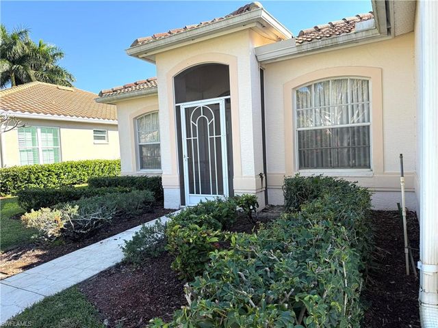 11081 Lakeland CIR, Fort Myers, FL 33913