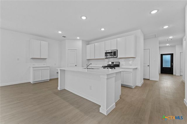 1229 Twisted Creek, New Braunfels, TX 78130