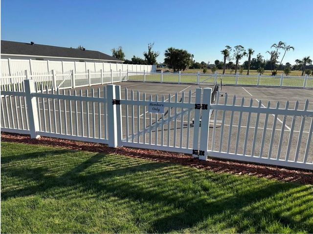 211 ROTONDA BOULEVARD N, Rotonda West, FL 33947