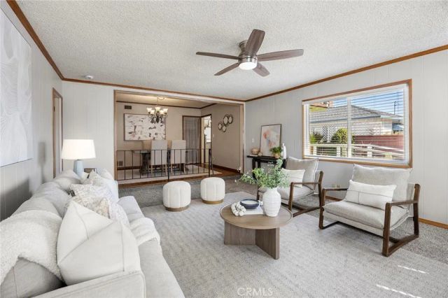 1836 W Southgate, Fullerton, CA 92833