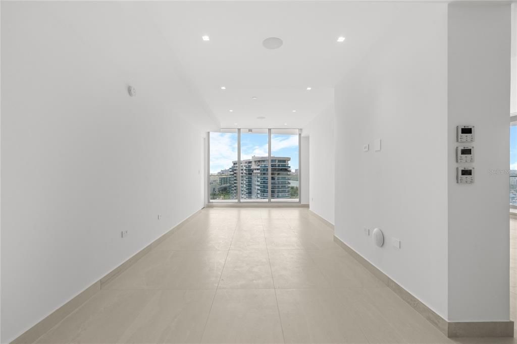 Image 6 of property listing at 540 DE LA CONSTITUCION AVENUE 1202, San Juan, PR 00901