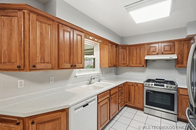 10836 E 24th Street, Tulsa, OK 74129