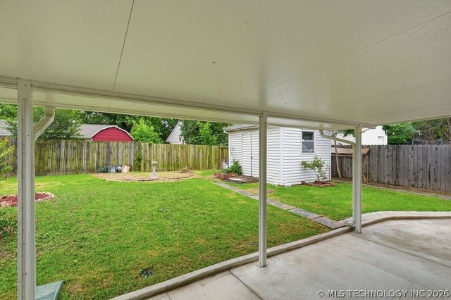 10836 E 24th Street, Tulsa, OK 74129
