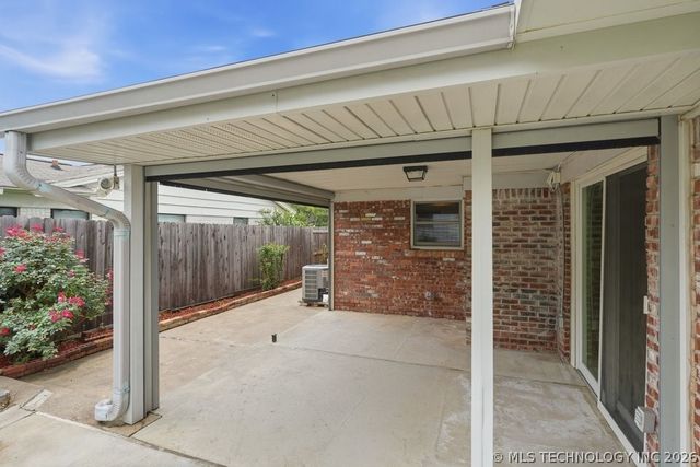 10836 E 24th Street, Tulsa, OK 74129