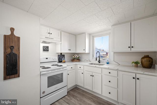 75 S WASHINGTON DR, Pennsville, NJ 08070