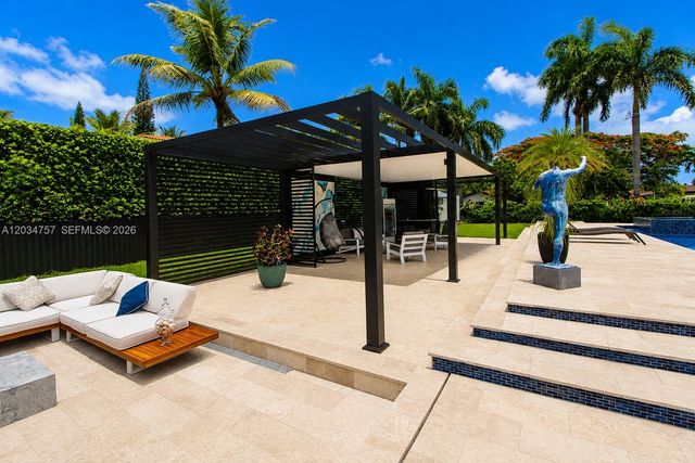 8445 SW 5th St, Miami, FL 33144