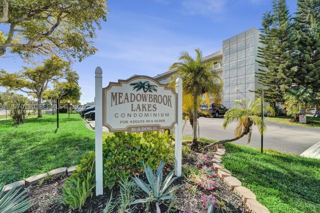 325 SE 11th Ter 107, Dania Beach, FL 33004