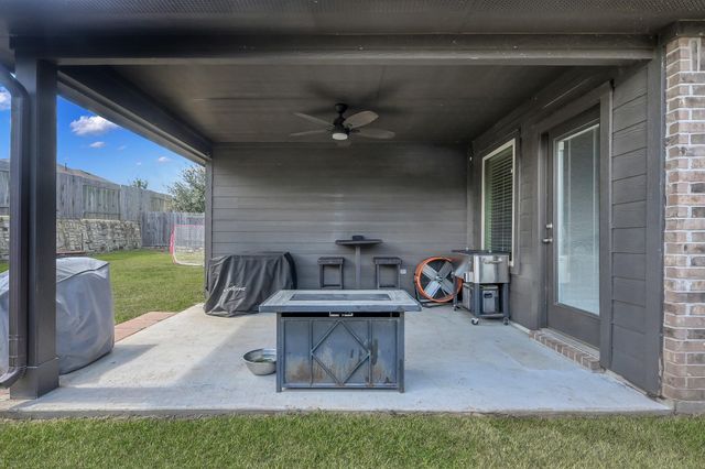 12031 Black Sage Drive, Conroe, TX 77304