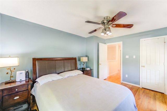 1550 Sue Barnett Drive, Houston, TX 77018