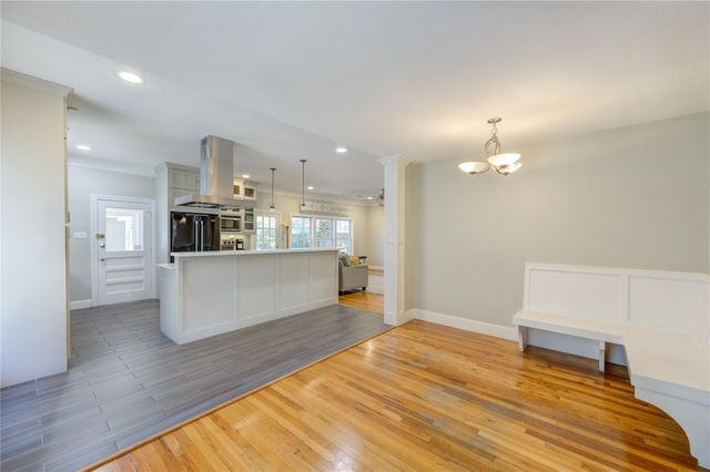 1550 Sue Barnett Drive, Houston, TX 77018