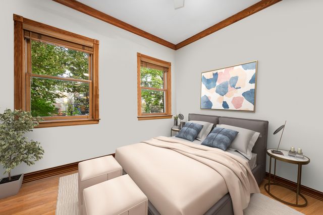 823 S Oakley Boulevard, Chicago, IL 60612