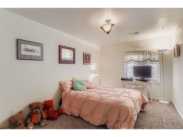 204 Grand View Cir, Mead, CO 80542