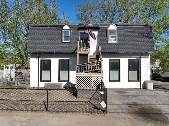 20 New Street, Woonsocket, RI 02895