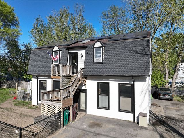 20 New Street, Woonsocket, RI 02895