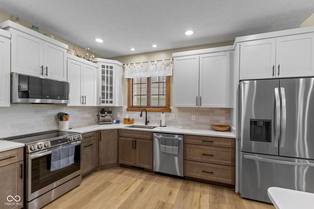 100 Decourcy Lane, Franklin, IN 46131