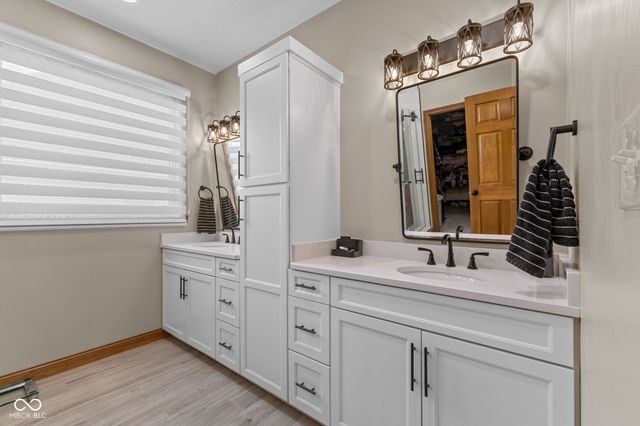 100 Decourcy Lane, Franklin, IN 46131