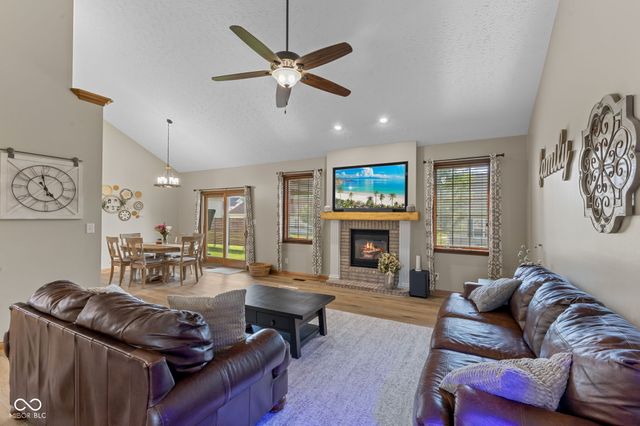 100 Decourcy Lane, Franklin, IN 46131