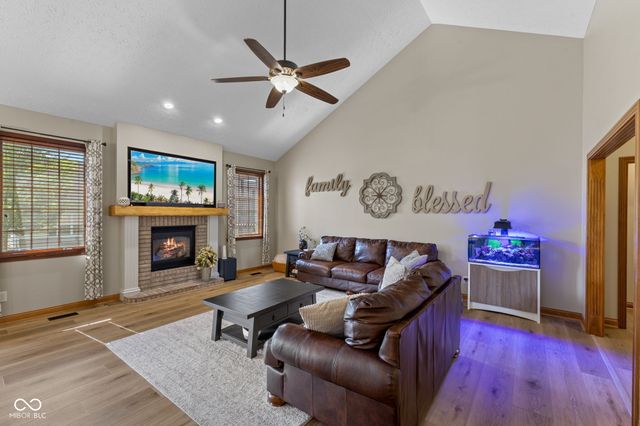 100 Decourcy Lane, Franklin, IN 46131