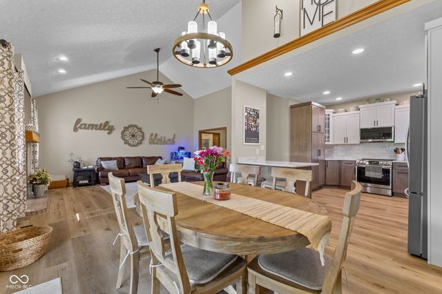 100 Decourcy Lane, Franklin, IN 46131
