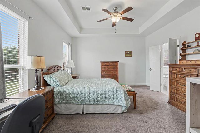 633 Geneva Drive, Edmond, OK 73025
