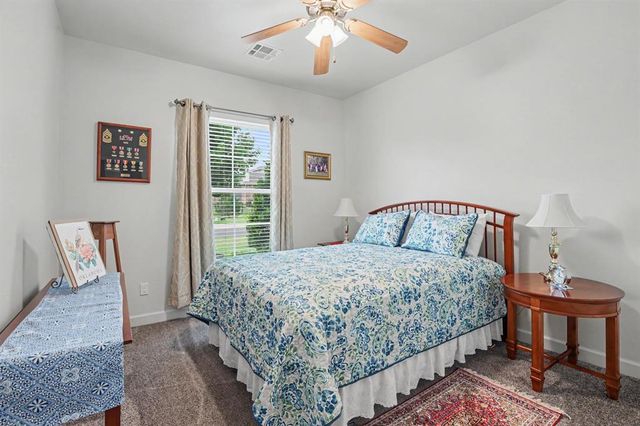 633 Geneva Drive, Edmond, OK 73025