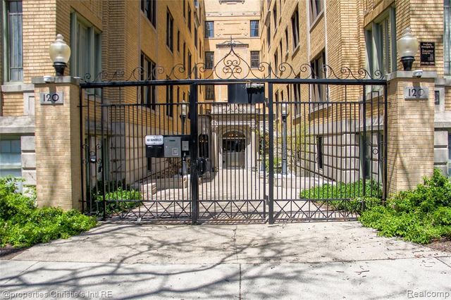 120 Seward Street 310, Detroit, MI 48202