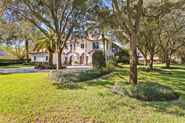 17027 CANDELEDA DE AVILA, Tampa, FL 33613