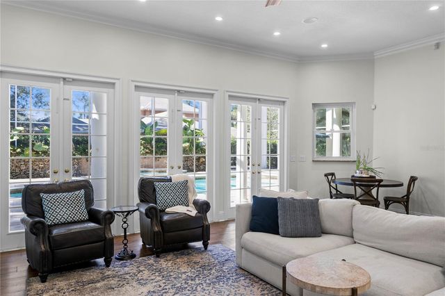 17027 CANDELEDA DE AVILA, Tampa, FL 33613