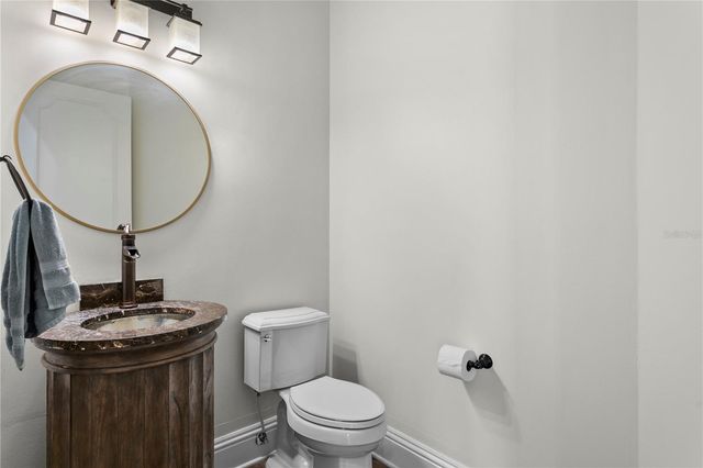 17027 CANDELEDA DE AVILA, Tampa, FL 33613