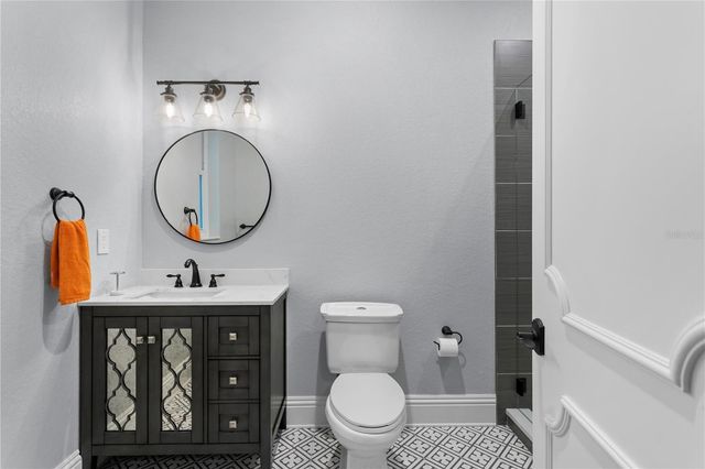 17027 CANDELEDA DE AVILA, Tampa, FL 33613