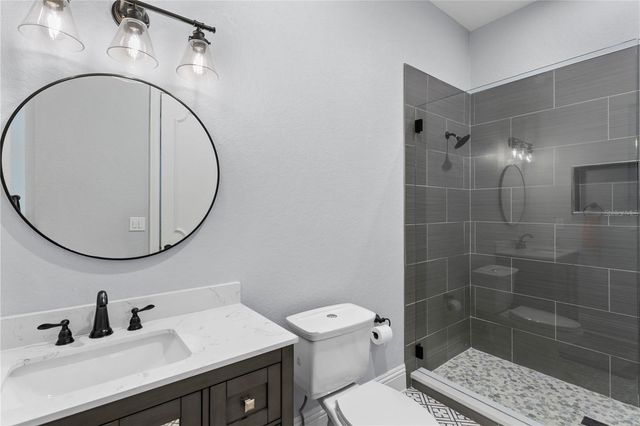 17027 CANDELEDA DE AVILA, Tampa, FL 33613