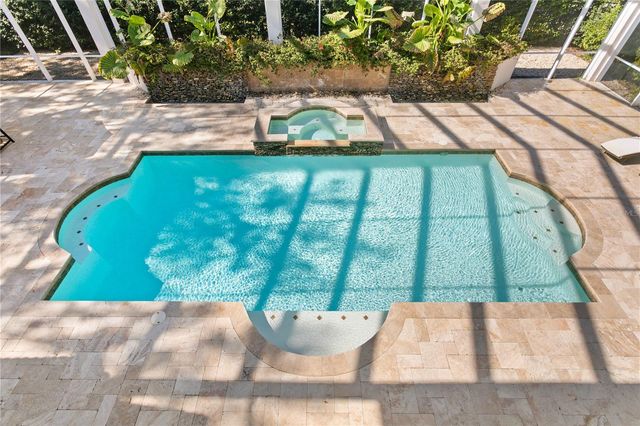 17027 CANDELEDA DE AVILA, Tampa, FL 33613