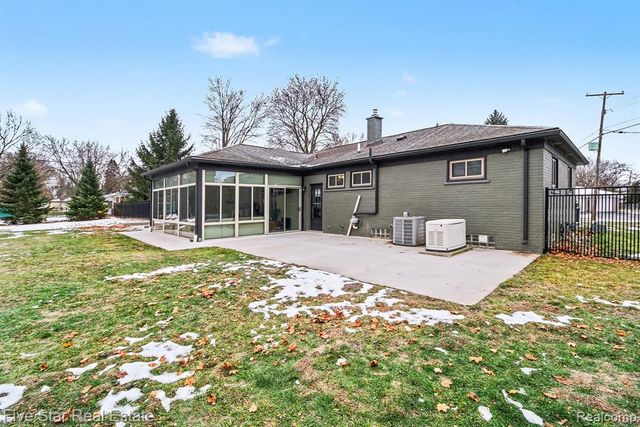 1756 Pedersen Road, Commerce Twp, MI 48390
