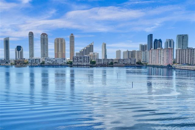 3000 Island Blvd 1106, Aventura, FL 33160