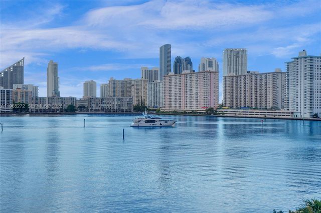 3000 Island Blvd 1106, Aventura, FL 33160