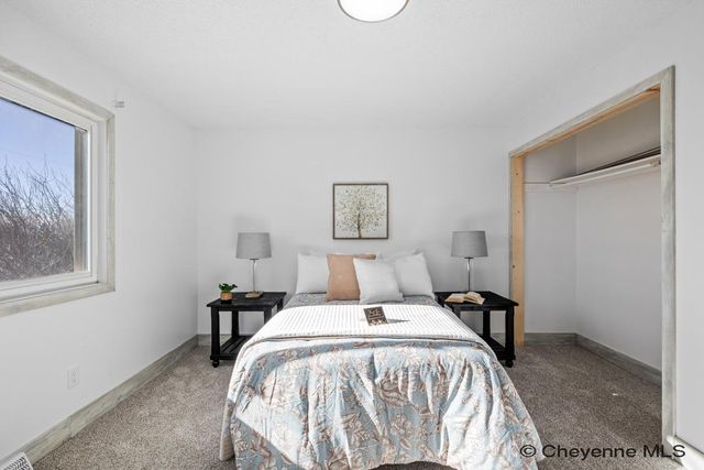 609 RIDGELAND ST, Cheyenne, WY 82009