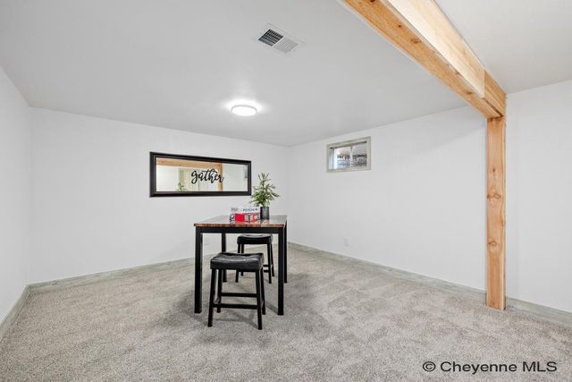 609 RIDGELAND ST, Cheyenne, WY 82009