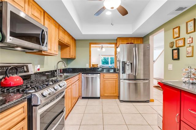 702 GLASGOW COURT 702, Winter Springs, FL 32708