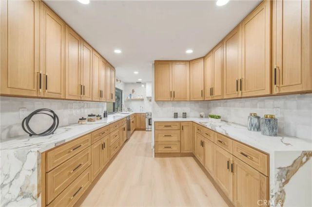 15335 Seine Circle, Irvine, CA 92604