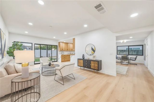 15335 Seine Circle, Irvine, CA 92604