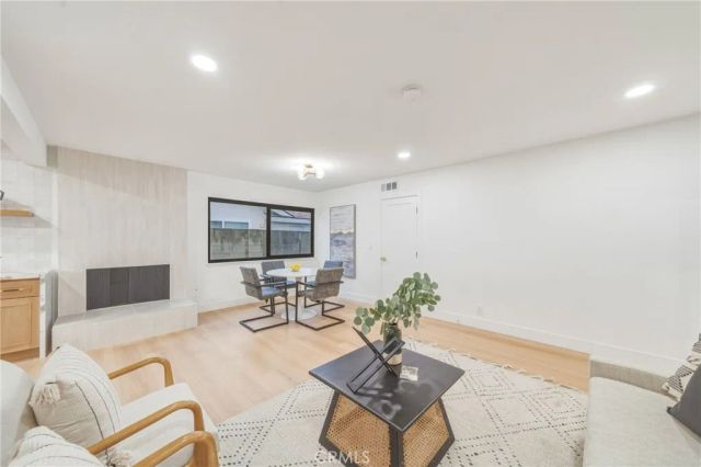 15335 Seine Circle, Irvine, CA 92604