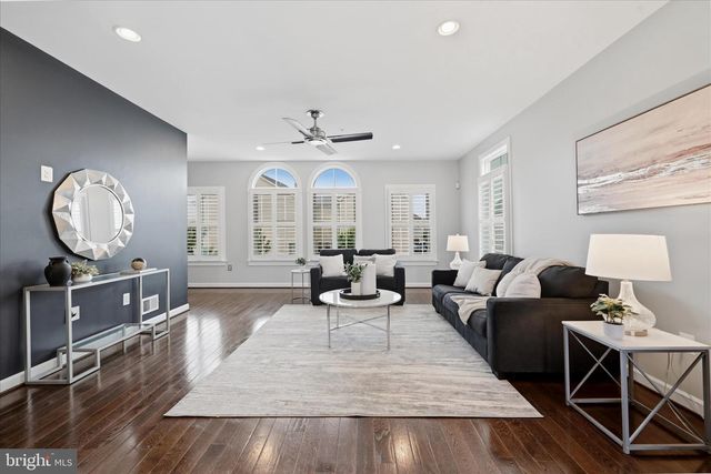 20668 DUXBURY TER, Ashburn, VA 20147