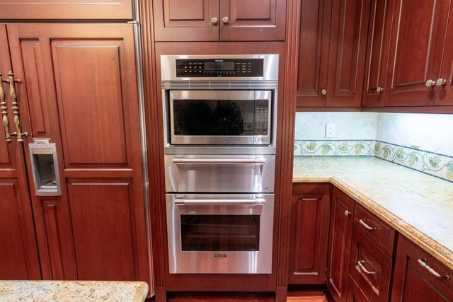 222 6th Avenue 302, San Mateo, CA 94401