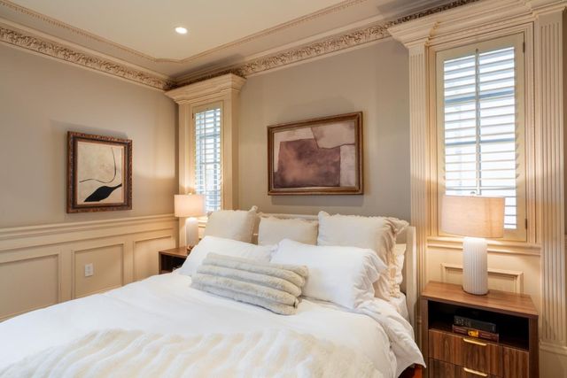 222 6th Avenue 302, San Mateo, CA 94401