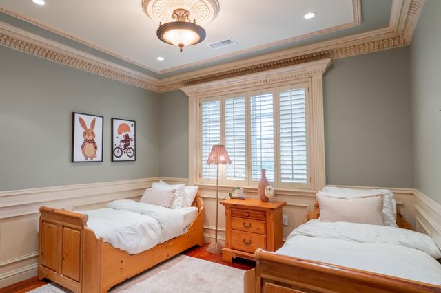 222 6th Avenue 302, San Mateo, CA 94401