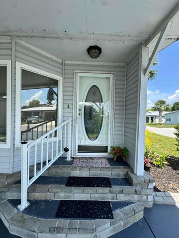 14119 Isla Flores Avenue, Fort Pierce, FL 34951