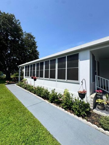 14119 Isla Flores Avenue, Fort Pierce, FL 34951