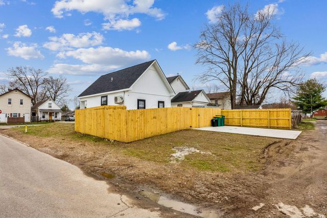 147 S 3rd Street, Newark, OH 43055